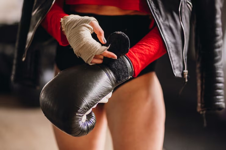 Boxeadora mexicana campeona continental le aplicó golpes de puño a su suegra en un paraje del departamento Robles