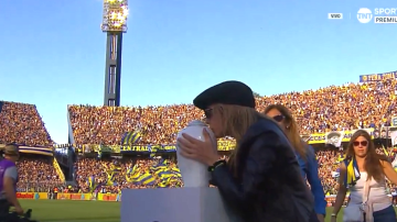 Rosario Central homenajeó Miguel Russo: llevaron sus cenizas al Gigante de Arroyito