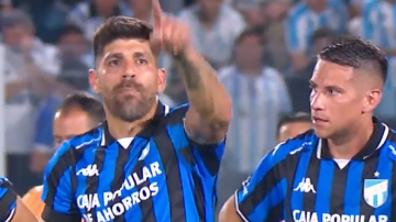 Video: Leandro Díaz se cruzó con los hinchas de Atlético Tucumán que insultaban al equipo