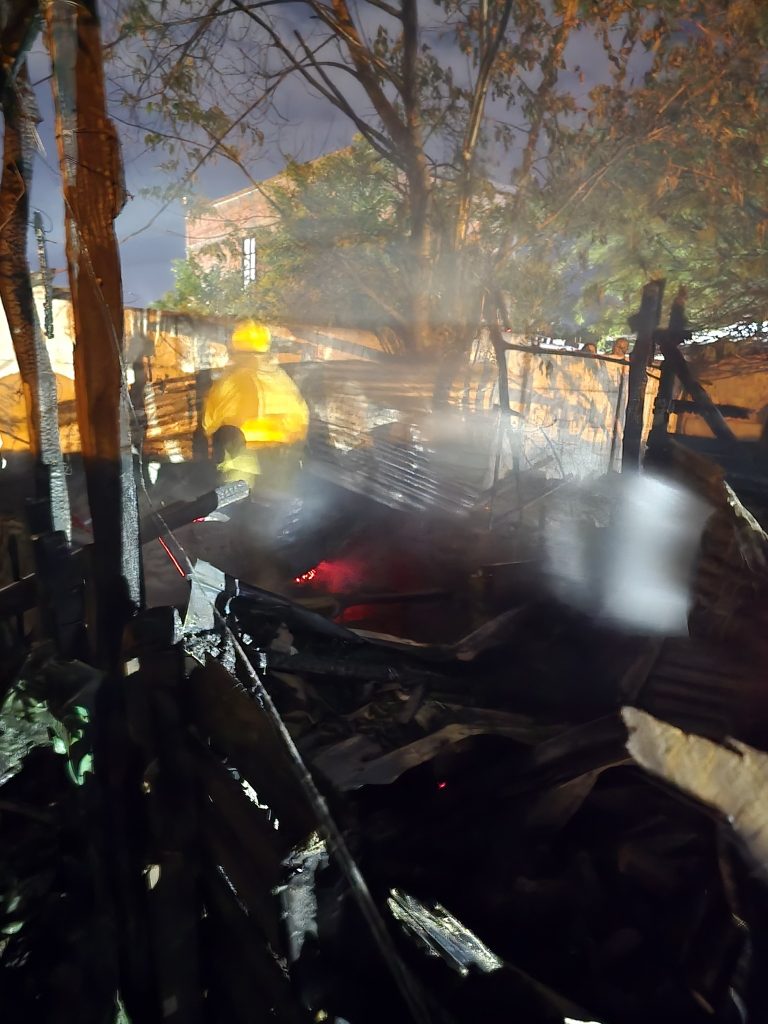 B° Santa Rosa: prendió un espiral y se le incendió una pieza