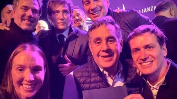 Milei sobre Santilli, el reemplazante de Espert en la lista de LLA: “No hay nadie que no diga que es un corrupto”