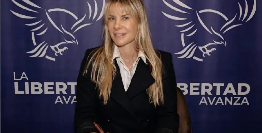 Los agresivos tuits de Karen Reichardt contra Messi: “Cag… en la Argentina no existís”