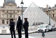 El VIDEO que muestra a los ladrones del Louvre huyendo del museo con las joyas de Napoleón