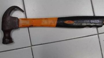 Macabro: Un hombre asesinó a martillazos a su padre por no compartir unos cigarrillos