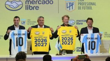 Mercado Libre le compró a Chiqui Tapia la Liga Profesional de Fútbol 2026 y 2027