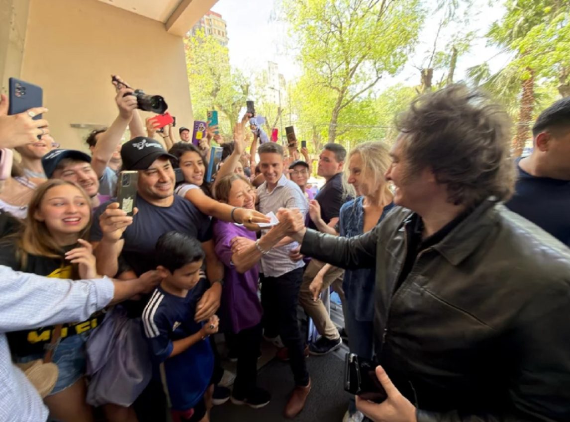 Javier Milei recorrió Corrientes junto a Virginia Gallardo: “No aflojen”
