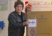 En medio de un fuerte operativo, votó el presidente Javier Milei
