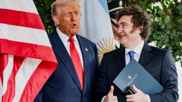 Trump felicitó a Milei por las elecciones y dijo que “recibió mucha ayuda” de Estados Unidos