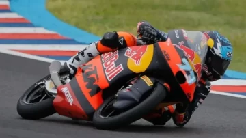Moto3: El argentino Perrone largará desde la tercera fila en el GP de Malasia
