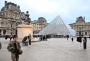 Robo en París: se llevaron pepitas de oro semanas antes del ataque al Museo del Louvre