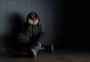 Acoso en una Escuela de Forres: Alumna de 14 Años denuncia a un compañero y deja de ir a clases por miedo