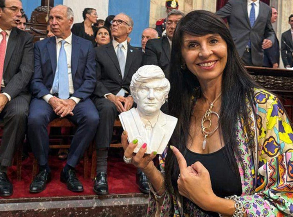 Documentos oficiales de EE.UU. complican a la candidata libertaria Lorena Villaverde por tráfico de drogas