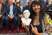 Documentos oficiales de EE.UU. complican a la candidata libertaria Lorena Villaverde por tráfico de drogas