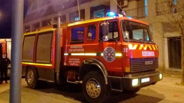 Principio de incendio en un local de comidas del barrio Alberdi dejó un herido leve y daños materiales