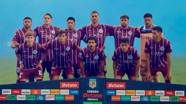 Godoy Cruz descendió a la Primera Nacional tras su empate con Deportivo Riestra