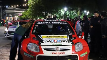 Comenzó el Rally Coronación “Ciudad de Ojo de Agua” con su tradicional largada simbólica