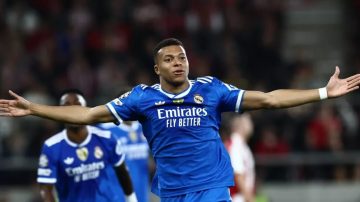 El Real Madrid festeja en Grecia gracias a un Mbappé intratable