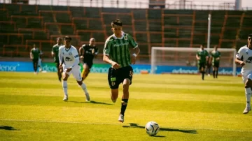 Aldosivi ganó, respira y sueña con quedarse en Primera