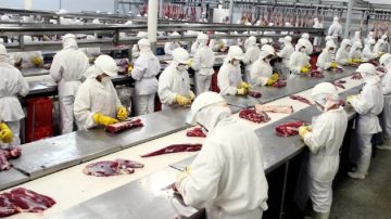 El gremio de la carne acordó una paritaria por encima del 1% que fijó el Gobierno