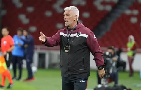 Central Córdoba: De Felippe trabaja en la alineación titular para el duelo ante Racing