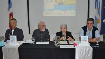 Presentaron en Humanidades un libro que reflexiona sobre los vínculos sociales