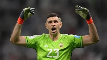 Inter de Milán va por el Dibu Martínez para reforzar su arco y apuntar a la Champions League