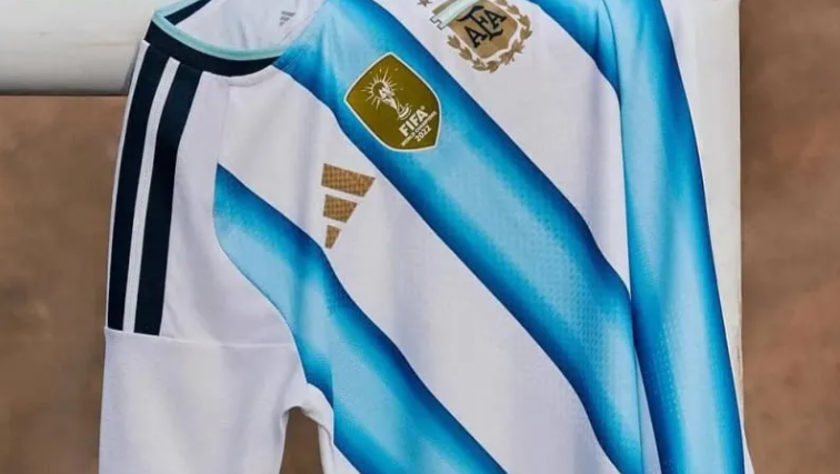 Dieron a conocer la camiseta que utilizará la Selección argentina en el Mundial 2026 y los comentarios negativos se multiplicaron en las redes