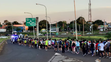 “Peaje a la fe”: la Iglesia pagó $560 mil para peregrinar por la banquina de una ruta nacional