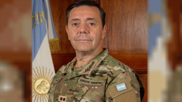Quién es el teniente Carlos Alberto Presti, el nuevo ministro de Defensa