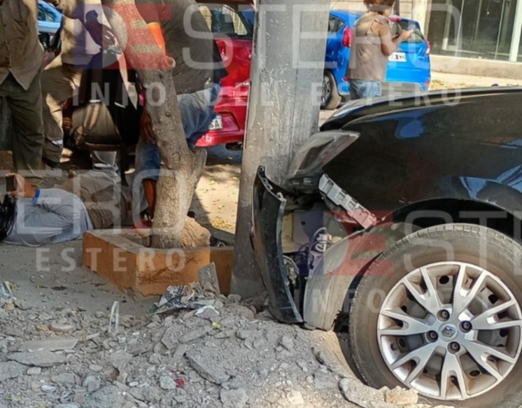 Un motociclista sufrió heridas tras un violentísimo choque en Avenida Aguirre