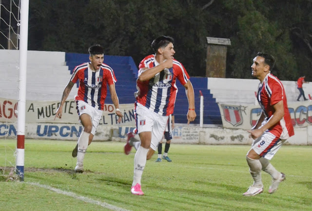 Unión Santiago ganó por la mínima, aseguró el primer puesto y avanzó de fase en el Regional