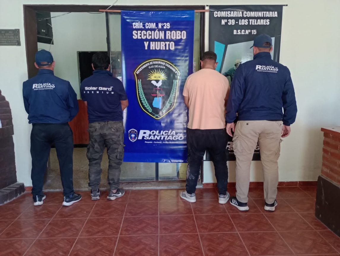 Detienen a dos hombres por maltrato animal: trasladan 24 burros en un camión en condiciones deplorables