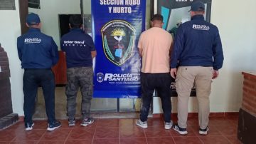 Detienen a dos hombres por maltrato animal: trasladan 24 burros en un camión en condiciones deplorables