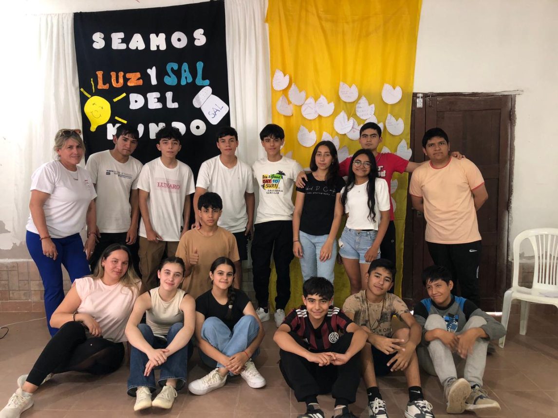 Jóvenes de la Confirmación vivieron una jornada de convivencia