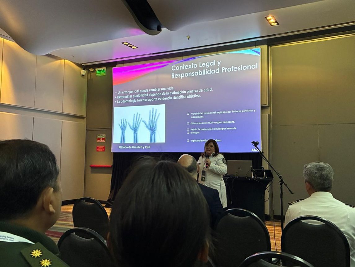 Innovación Forense desde Santiago: Policía presentó método de identificación en Congreso Internacional