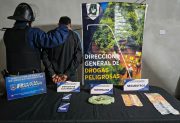 La Banda: realizan tres allanamientos y secuestran cocaína, marihuana y dinero