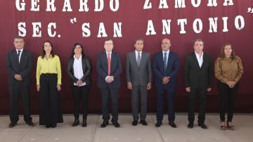 El gobernador Zamora habilitó el edificio del Colegio Secundario San Antonio de Choya