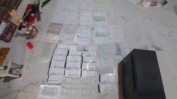 Allanaron un corralón en Añatuya y secuestraron chequeras en una causa por presuntas estafas