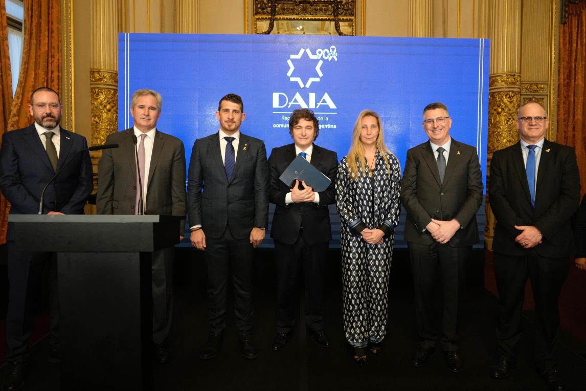 Milei en el acto de la DAIA: “Pactamos con Israel para combatir el terrorismo y el antisemitismo”