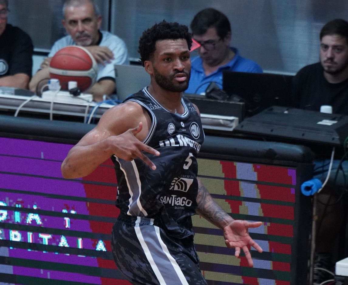 Dennis McKinney: “Me estoy adaptando muy bien al equipo”