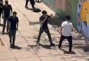 VIDEO | Preocupación en Monte Quemado por una pelea entre estudiantes en plena plaza pública
