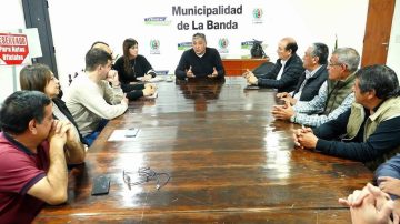 Municipales de La Banda reciben 100% de aumento