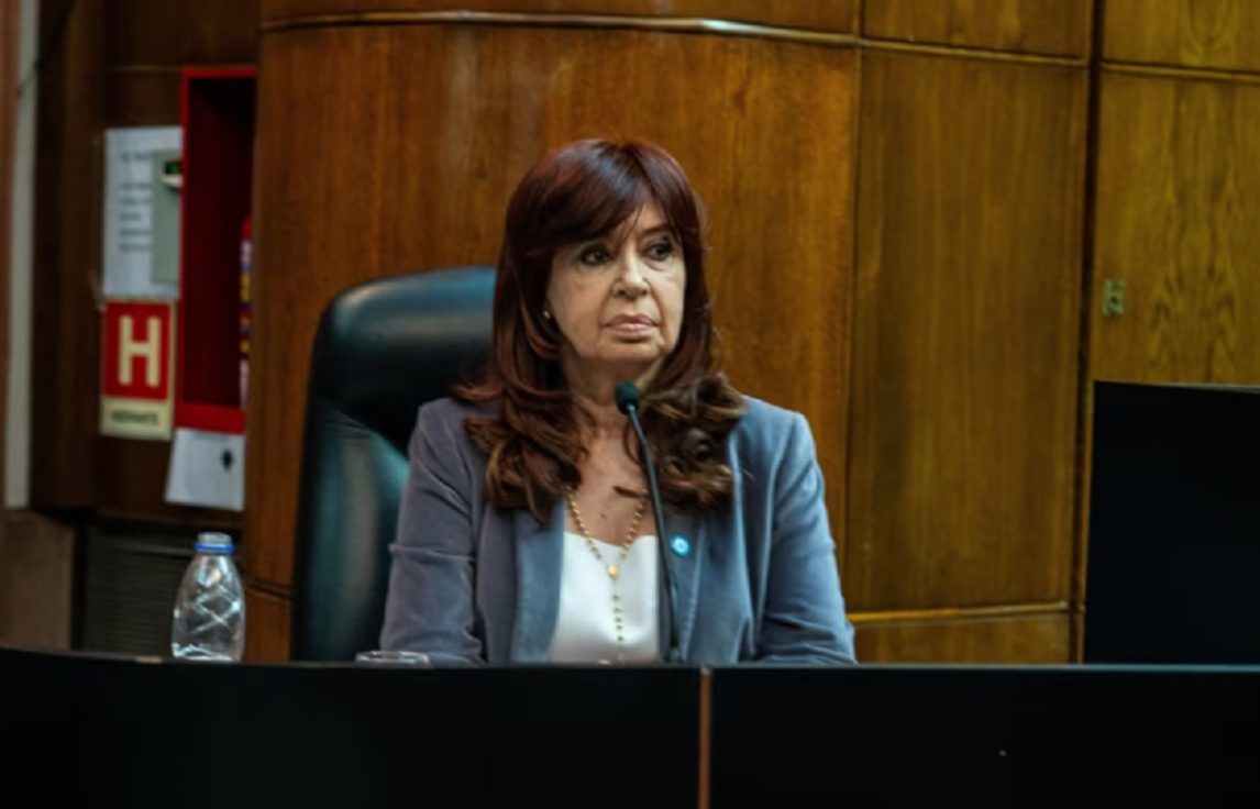 Con CFK por zoom, inicia el jucio por la Causa Cuadernos: será juzgada por asociación ilícita y cohecho