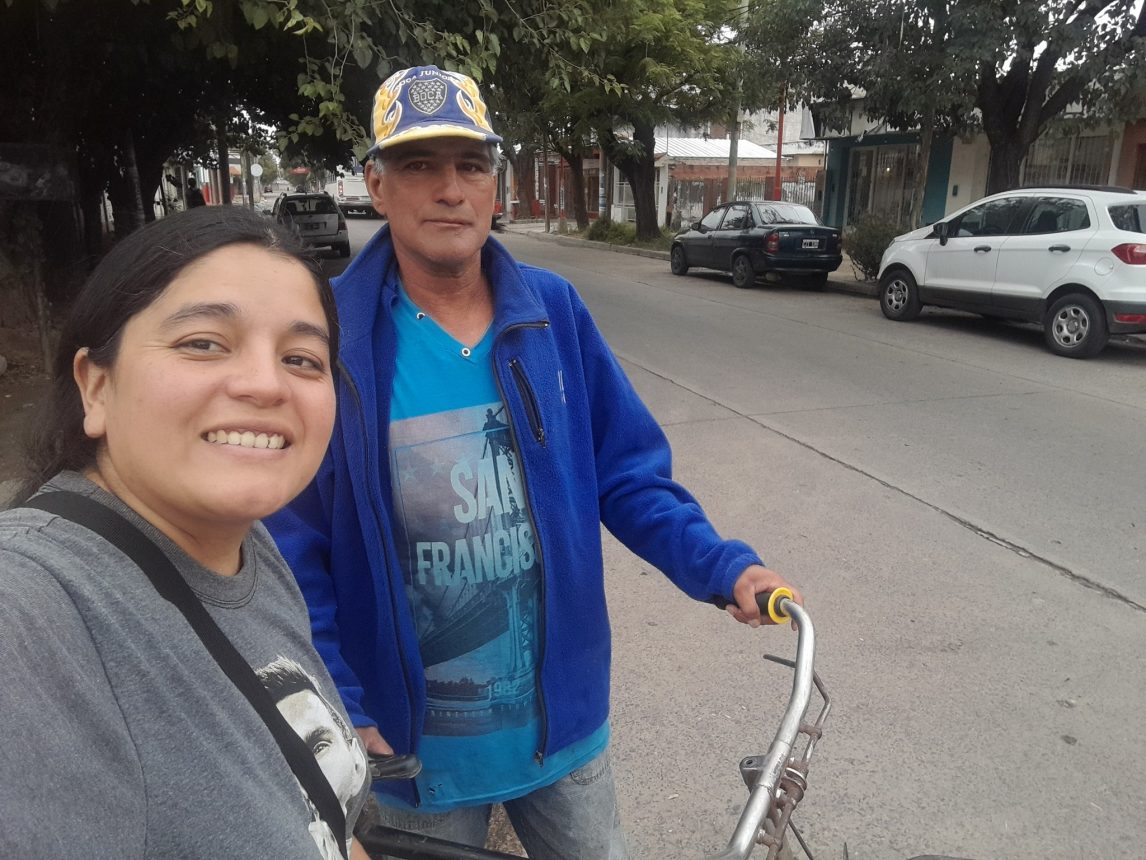 Colecta por “Don Chaza”, el manicero del 8 de Abril al que le robaron la bici: “es un hombre muy humilde y laburador”