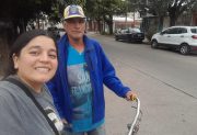 Colecta por “Don Chaza”, el manicero del 8 de Abril al que le robaron la bici: “es un hombre muy humilde y laburador”