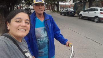 Colecta por “Don Chaza”, el manicero del 8 de Abril al que le robaron la bici: “es un hombre muy humilde y laburador”