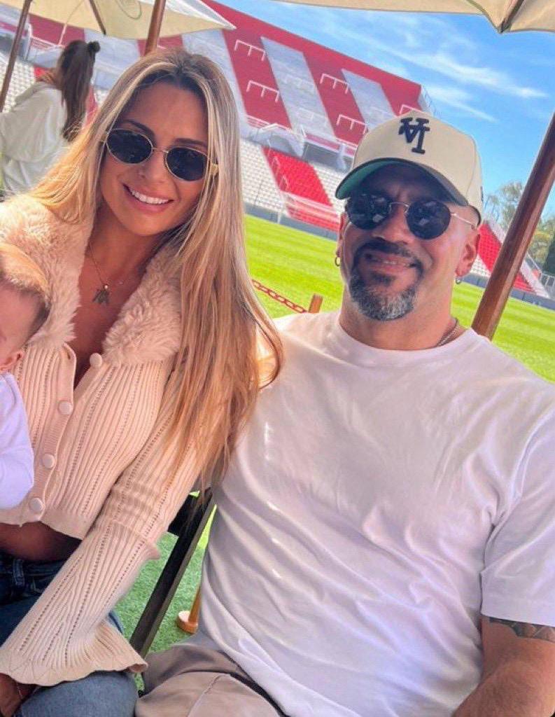 La esposa de Verón disparó contra Messi y luego borró la historia de Instagram