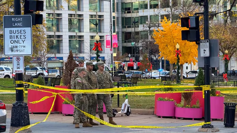 EE.UU.: Dos miembros de la Guardia Nacional quedaron gravemente heridos tras un tiroteo