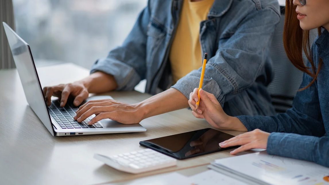 Estudio revela que nueve de cada diez empresas no encuentran empleados con las habilidades que buscan