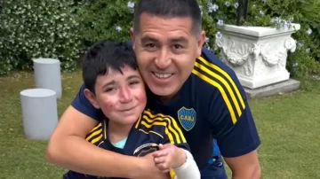 Riquelme y el abrazo que cambió la vida de Francisco
